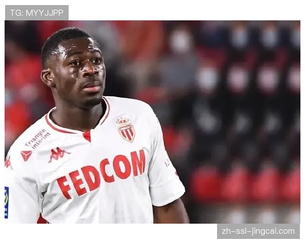 官方:摩纳哥中场核心福法纳因肌肉伤势将缺席三月剩余所有比赛 官方:摩纳哥中场核心福法纳因肌肉伤势将缺席三月剩余所有比赛