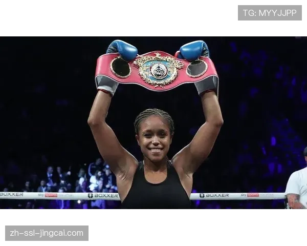 女子拳击：乔纳斯点数战胜迈耶，统一超轻量级所有金腰带